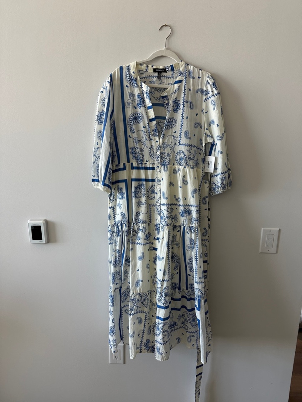 Ellen Tracy Blue and White Paisley Midi Wrap Dress Large - Picture 9 of 9